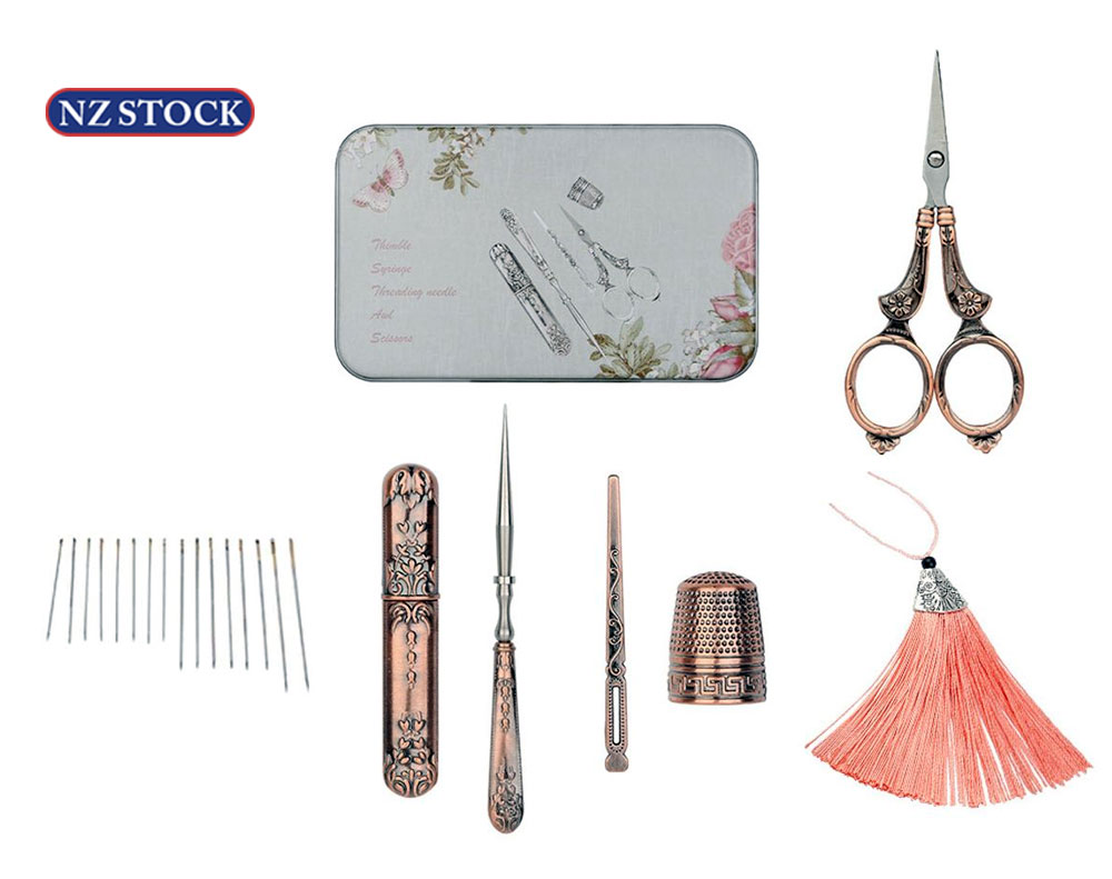 Vintage Sewing Scissors Kit