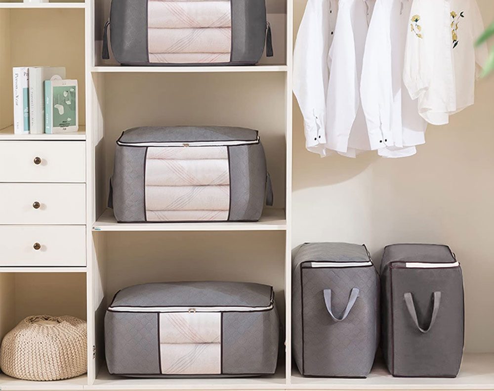 Clothes Storage Bag Organizer