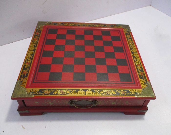 Vintage Style Chess Set